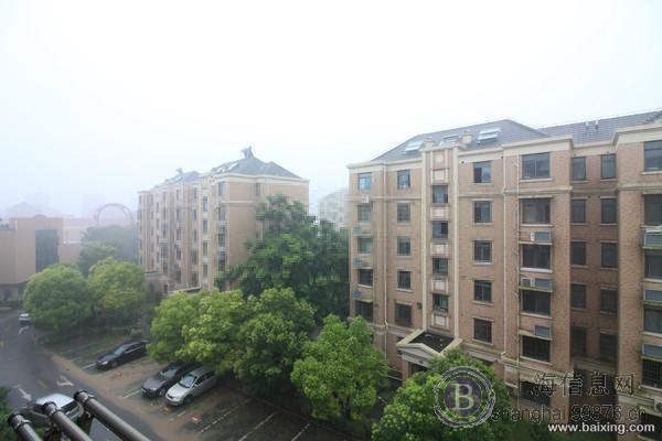 公寓式住房 独门独户 精装家电全配 出行方便 周边